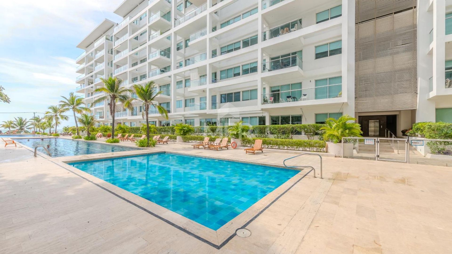 Luxury Beachfront Edificio Morros 3 By Inmobiliaria Mfr