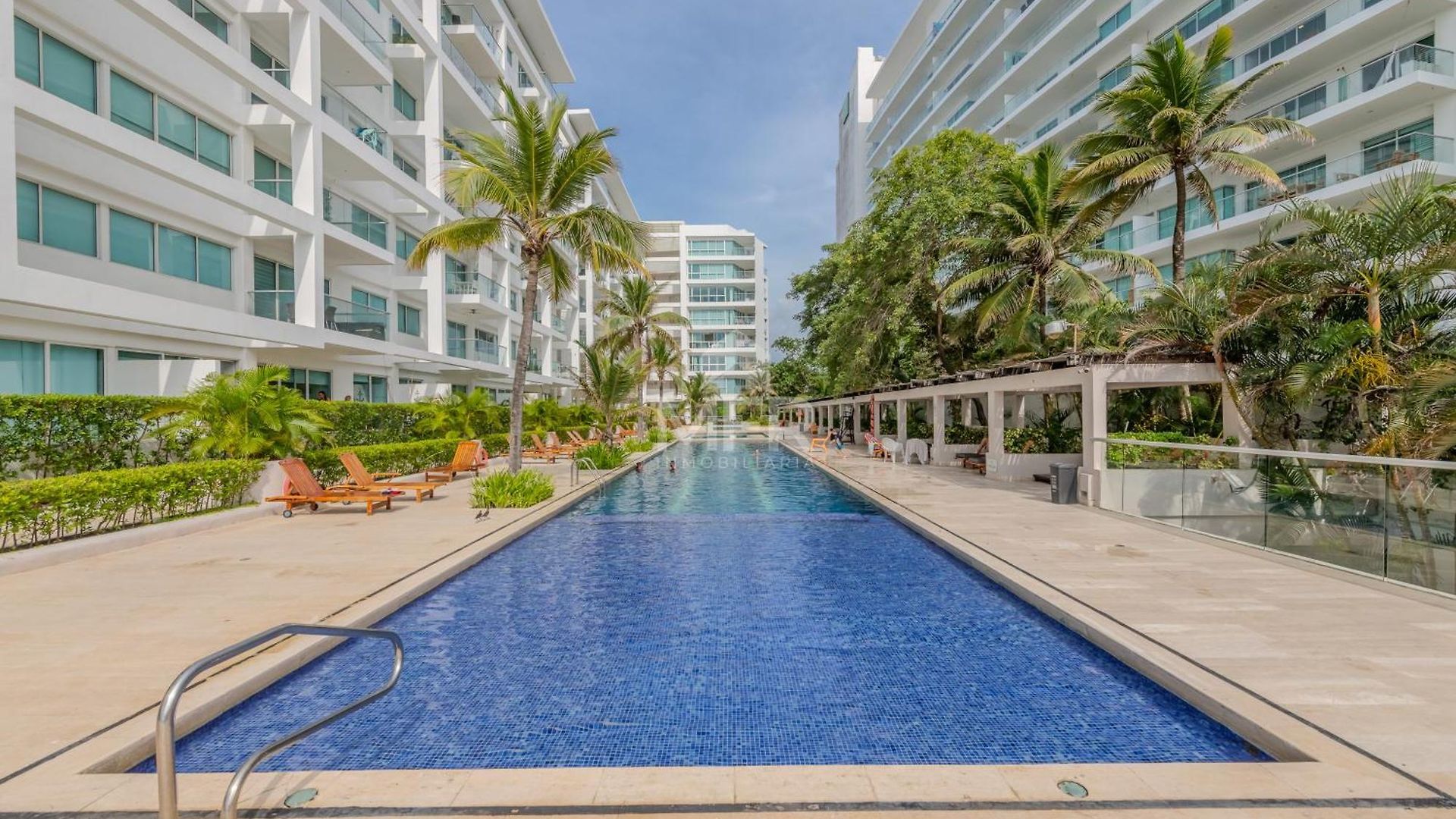 Luxury Beachfront Edificio Morros 3 By Inmobiliaria Mfr Apartamento