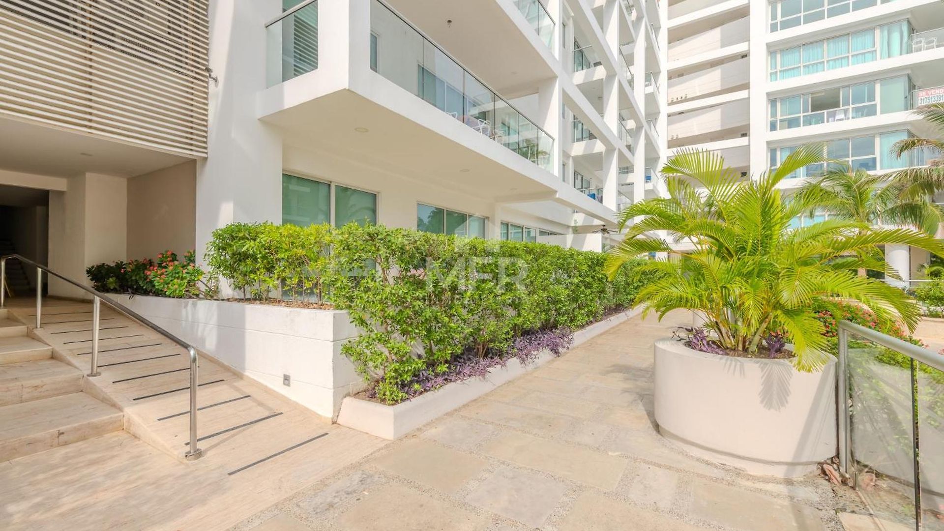 Luxury Beachfront Edificio Morros 3 By Inmobiliaria Mfr