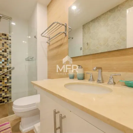 Apartamento Luxury Beachfront Edificio Morros 3 By Inmobiliaria Mfr