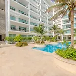 Luxury beachfront Condo Edificio Morros 3 by Inmobiliaria MFR